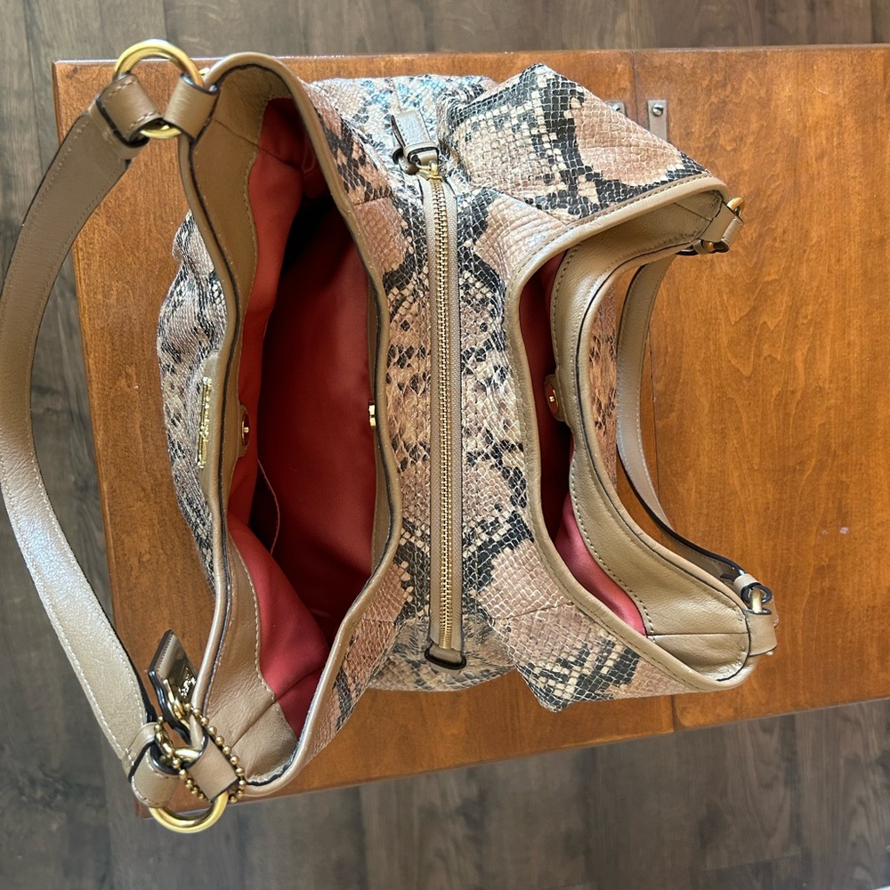 COACH tan and black snakeskin leather hobo bag - Picture 9 of 14